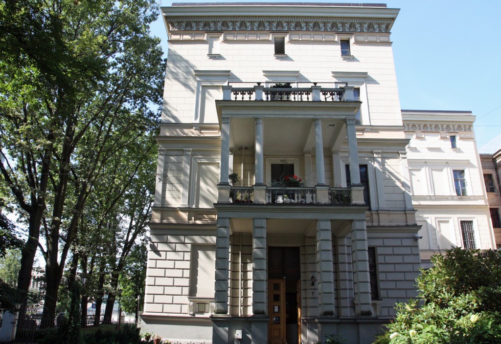 IMG_6459-здание музея